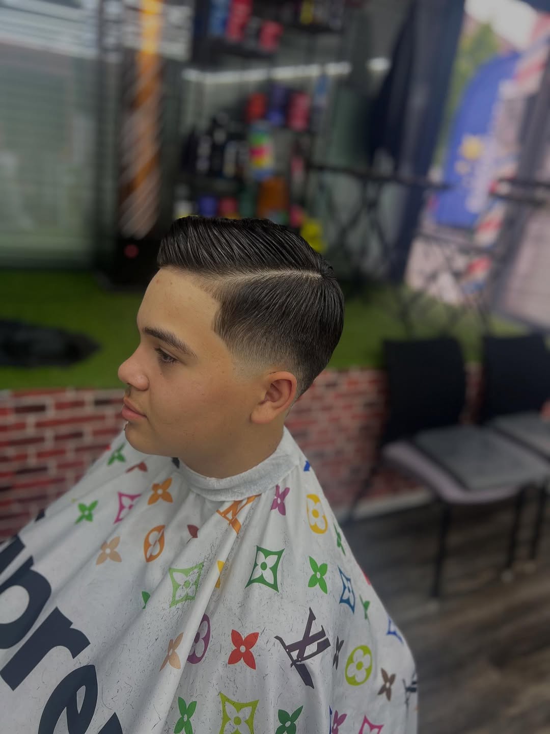 Coupe nette side part